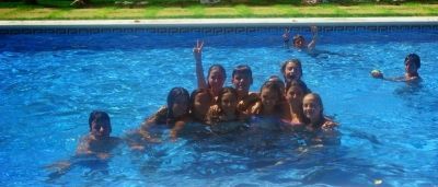 Piscina en el campamente de verano