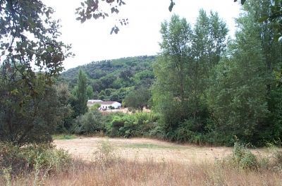 Sierra Norte. El Remolino al fondo