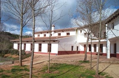 Vista exterior del comedor en Centro de Naturaleza El Remolino